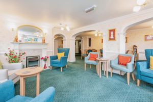 COMMUNAL LOUNGE- click for photo gallery